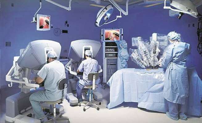 Doctors Learn The Nuts And Bolts Of Robotic Surgery